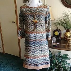 Lovely multicolored print dress.